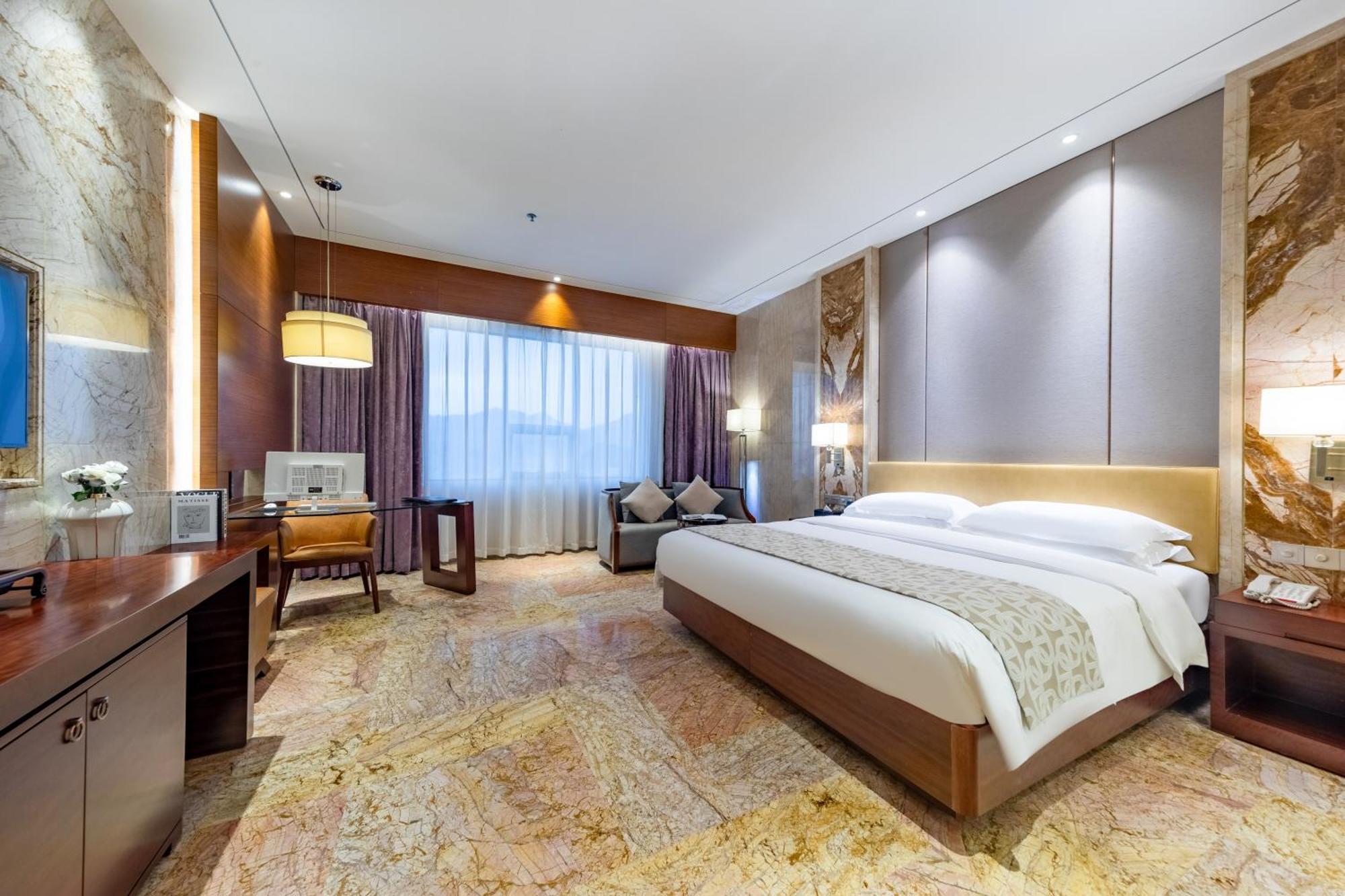 King Royal Hotel Yunfu Exterior foto