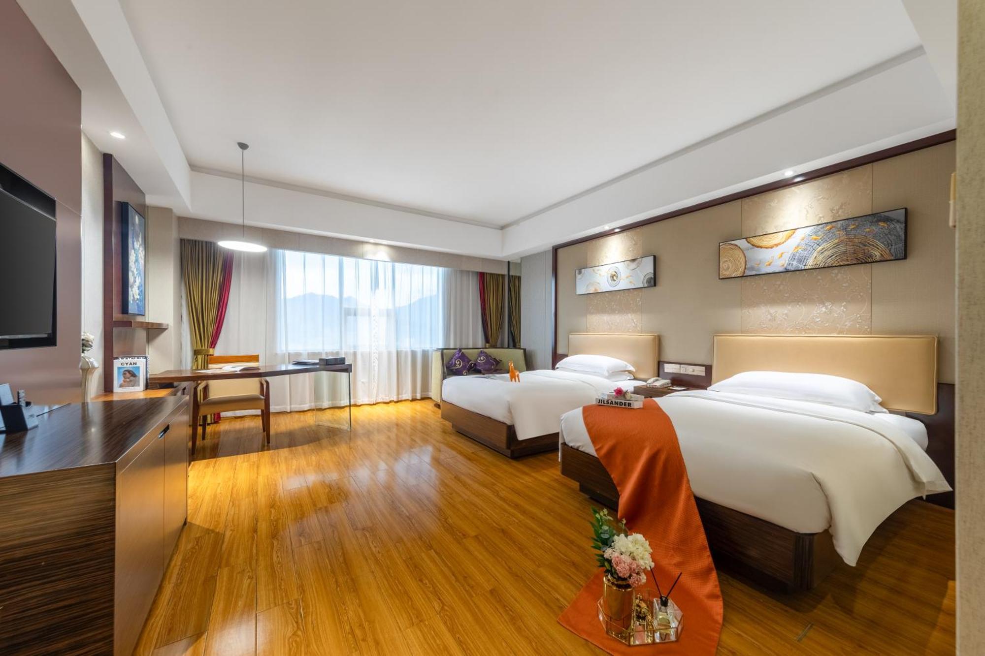 King Royal Hotel Yunfu Exterior foto